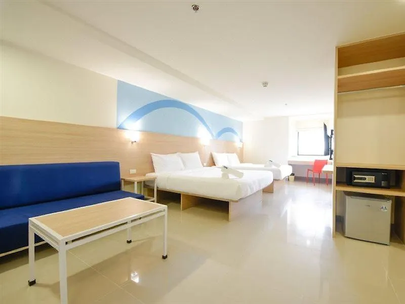 מונטינלופה Hop Inn Hotel Alabang Manila